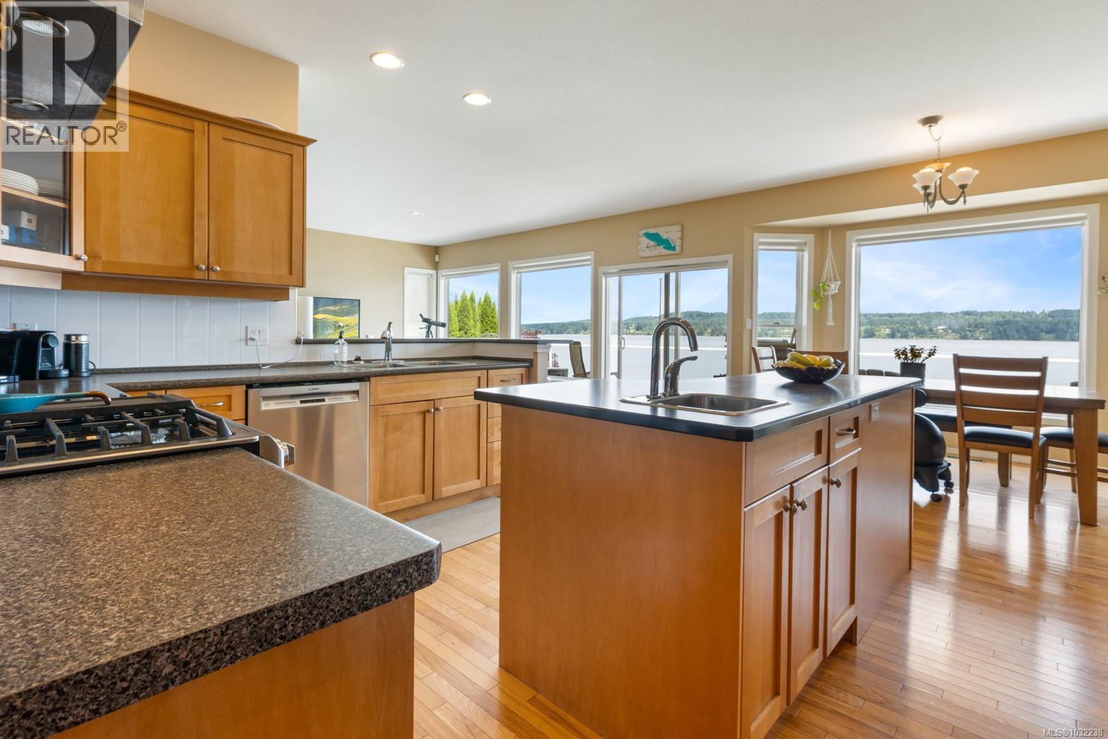 6800 BUCKLEY BAY FRONTAGE RD - 44