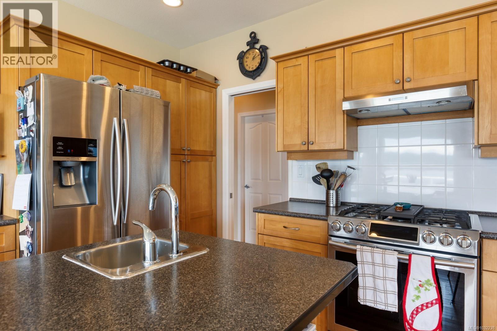 6800 BUCKLEY BAY FRONTAGE RD - 47