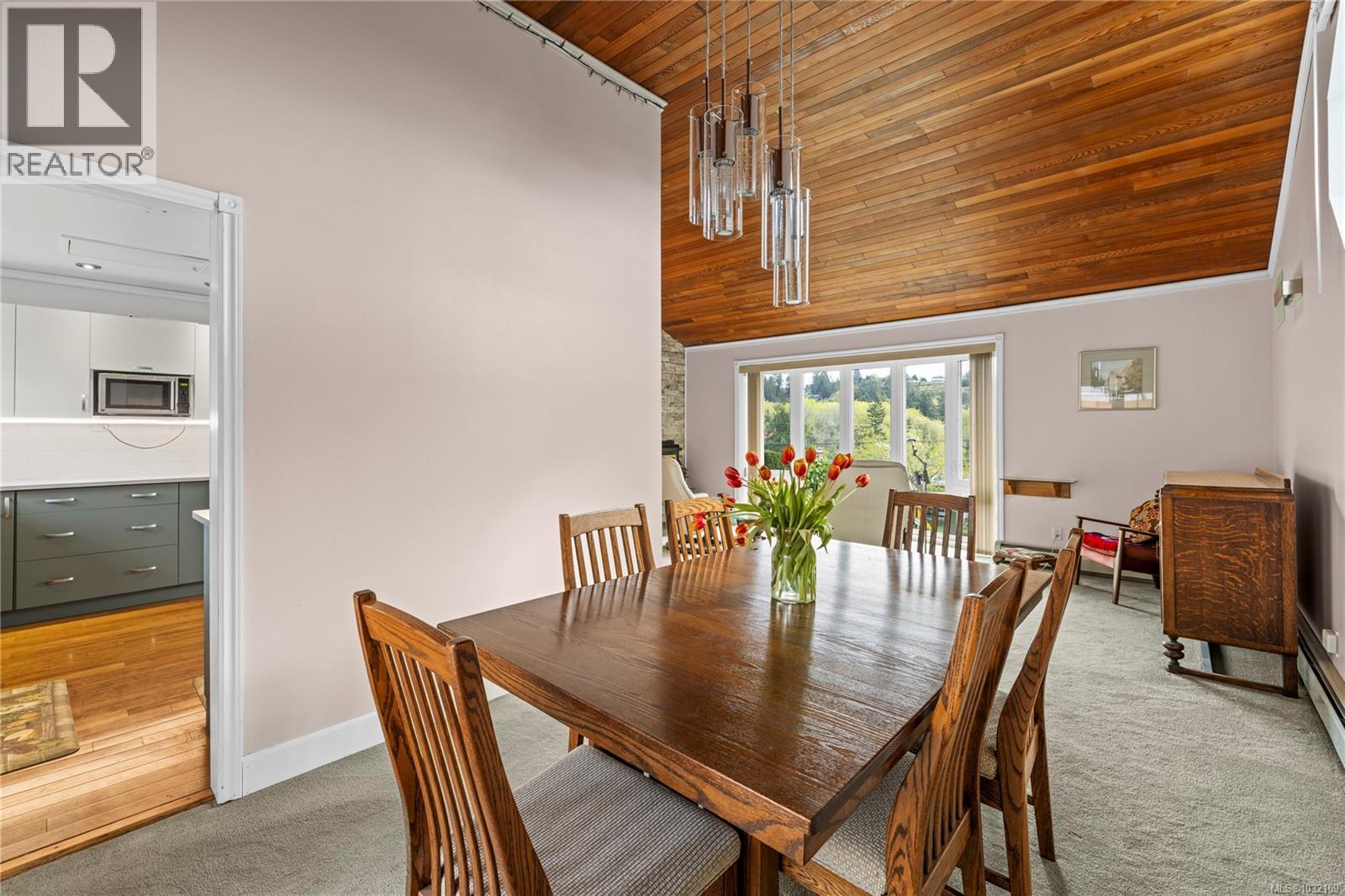 2875 HALIDAY CRES - 12