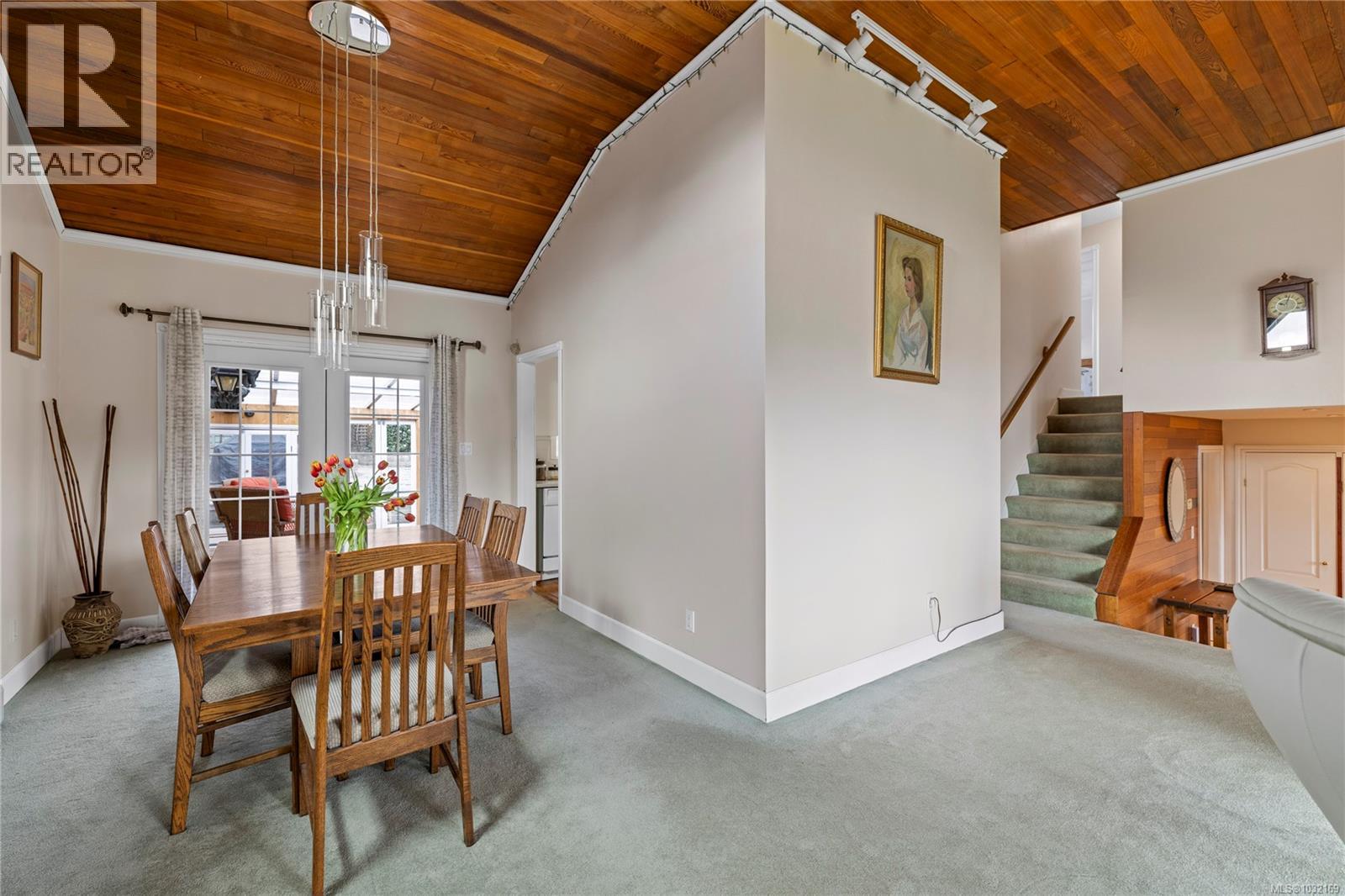 2875 HALIDAY CRES - 13