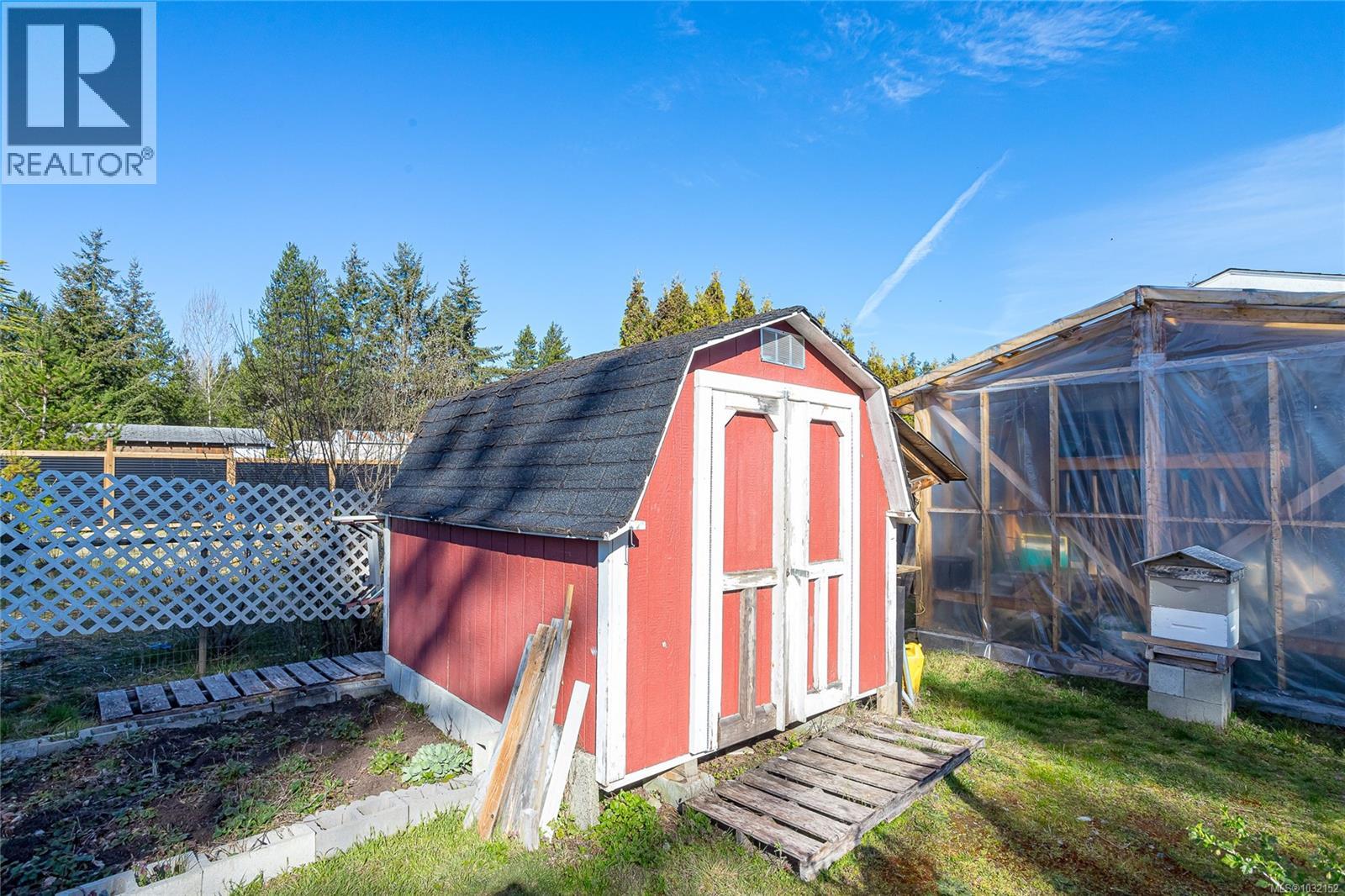 #16 2100 ERRINGTON RD - 17