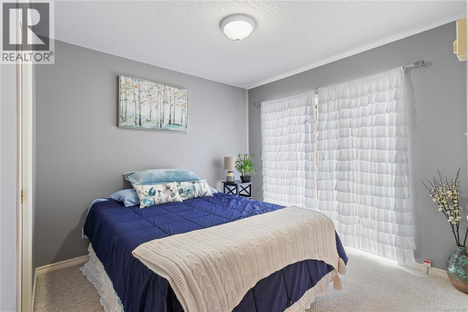 4895 Fairbrook Cres - 16