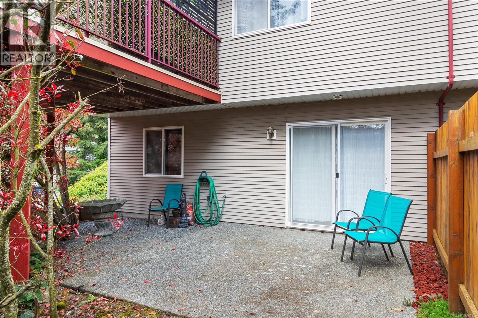 4895 Fairbrook Cres - 23