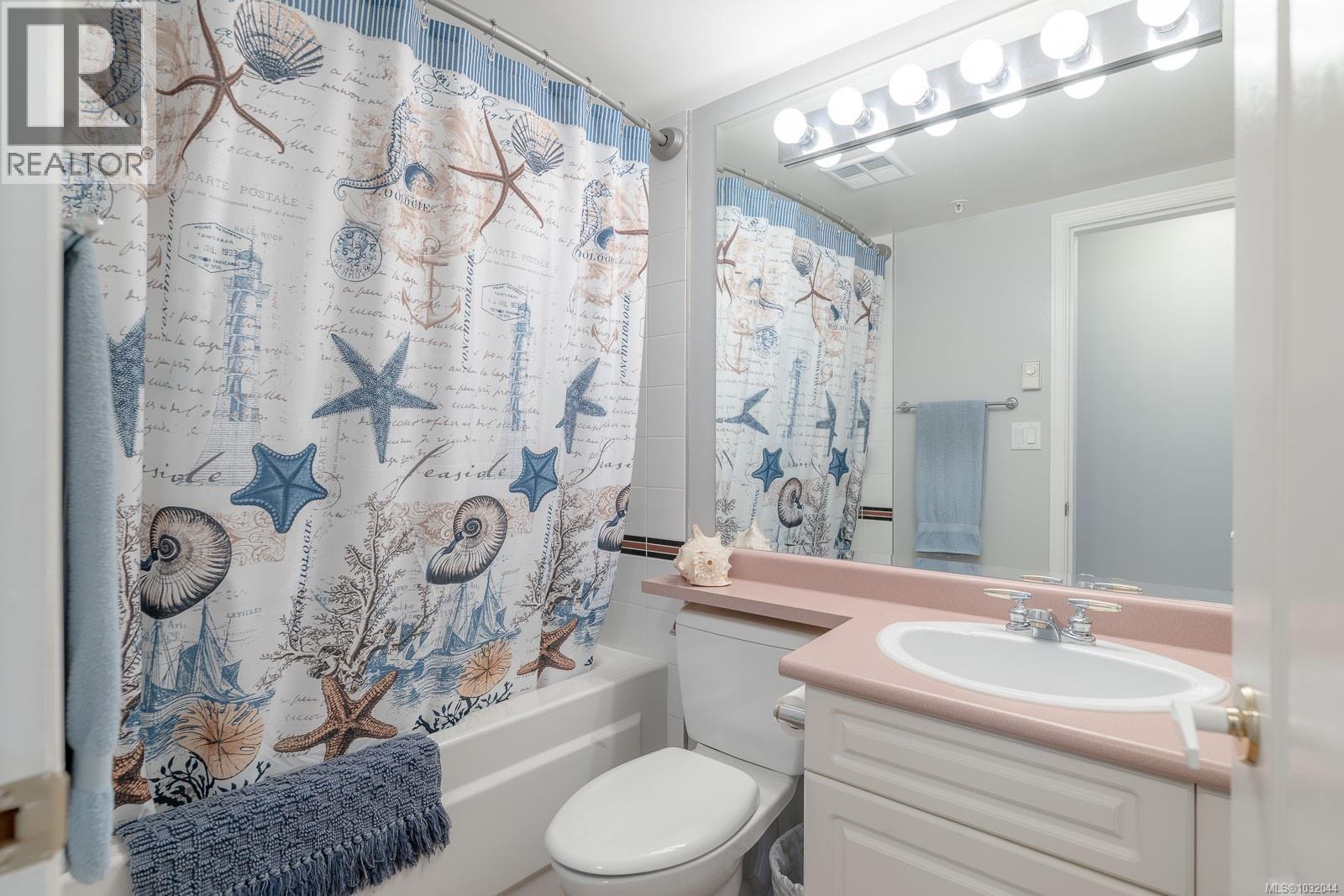 #301 24 PRIDEAUX ST - 24