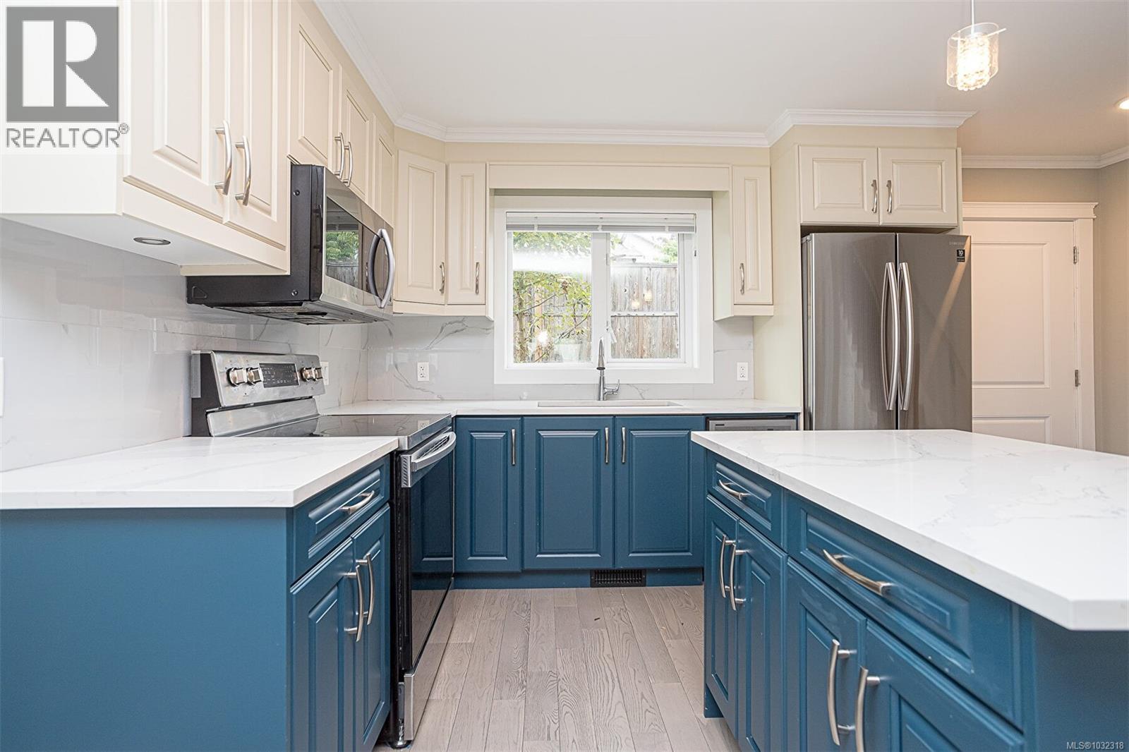 #110 3248 SHERMAN RD - 13