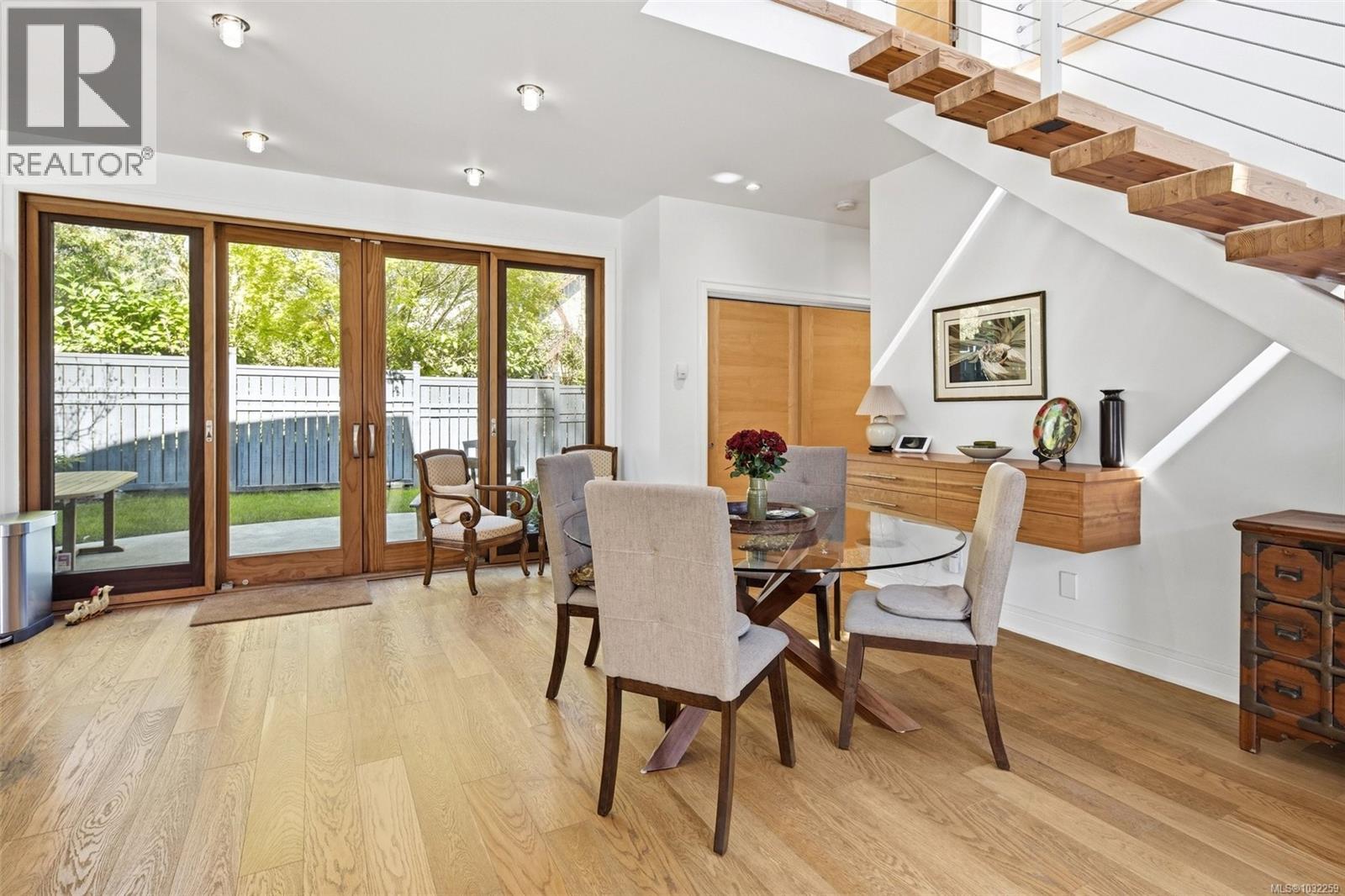 220 MOSS ROCK PL - 16