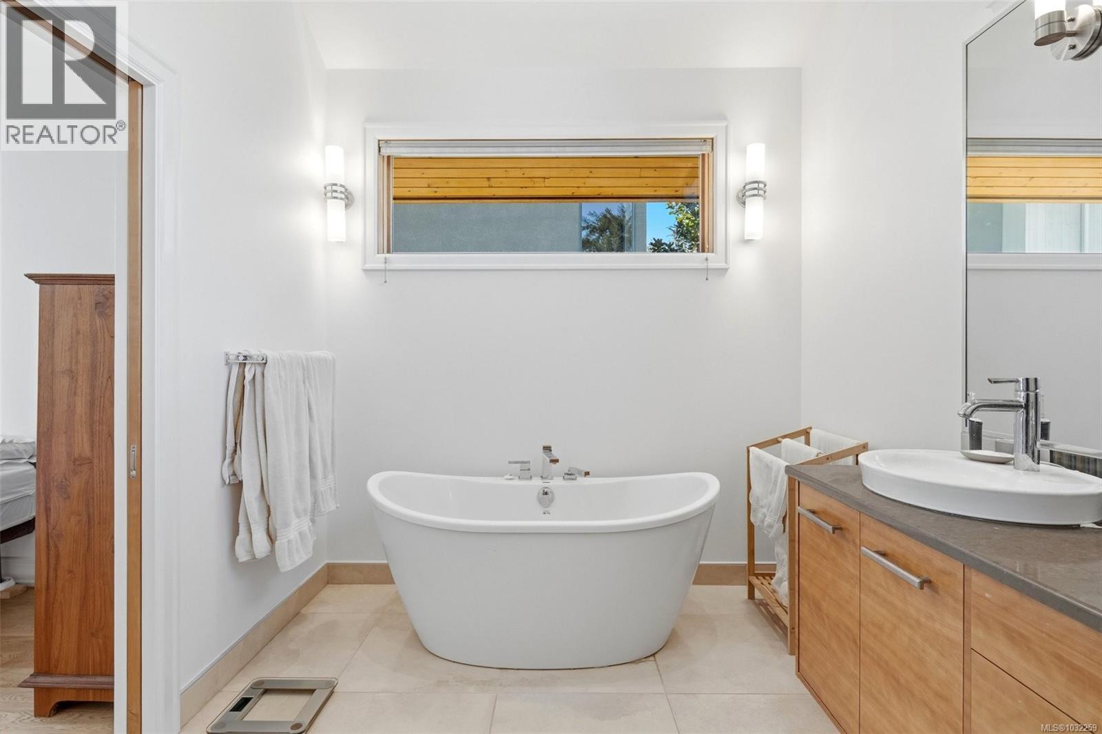 220 MOSS ROCK PL - 27