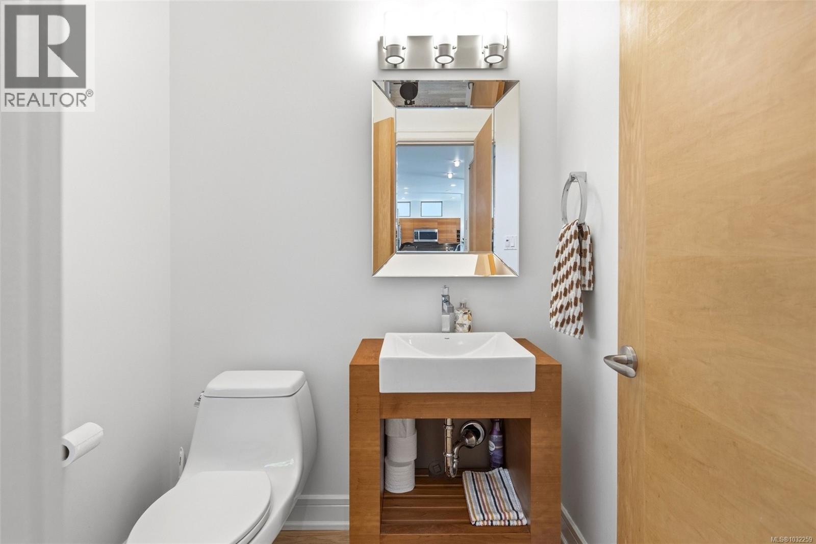 220 MOSS ROCK PL - 36