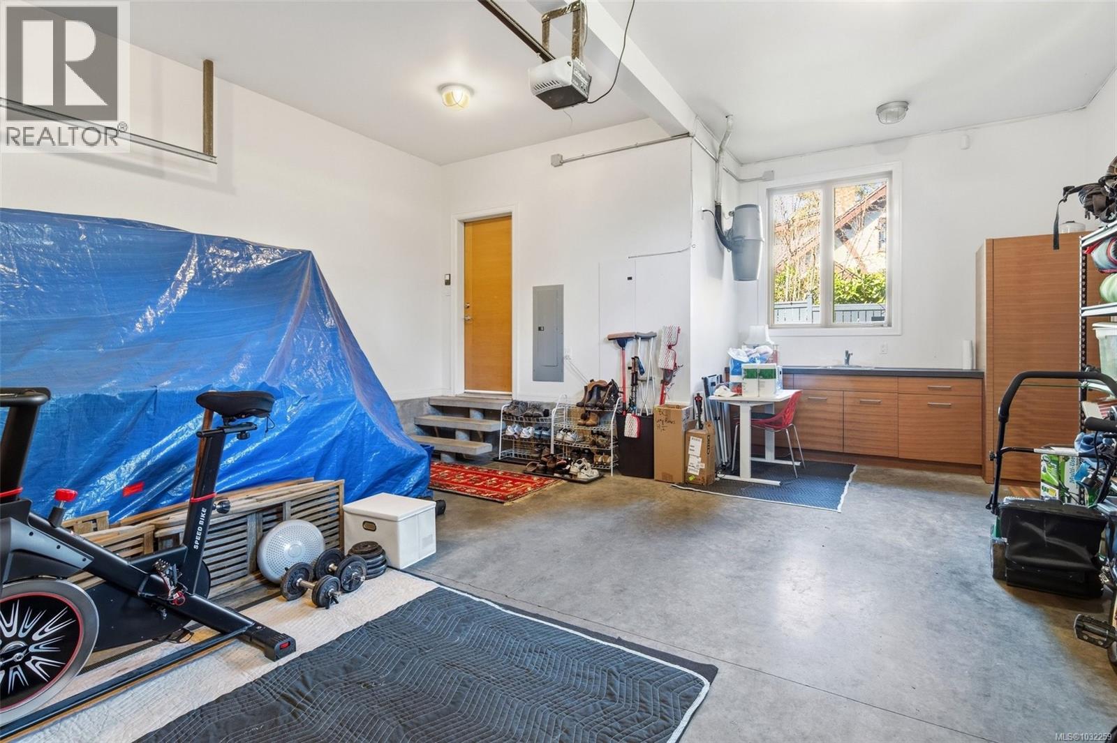 220 Moss Rock Pl - 38