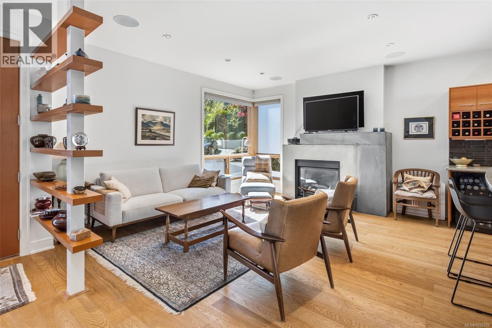 220 Moss Rock Pl - 6