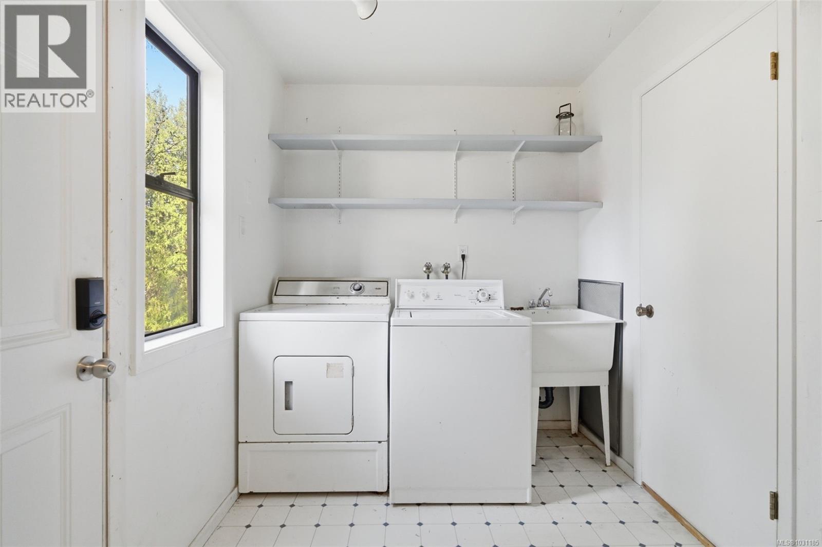 2715 WORTHINGTON RD - 19