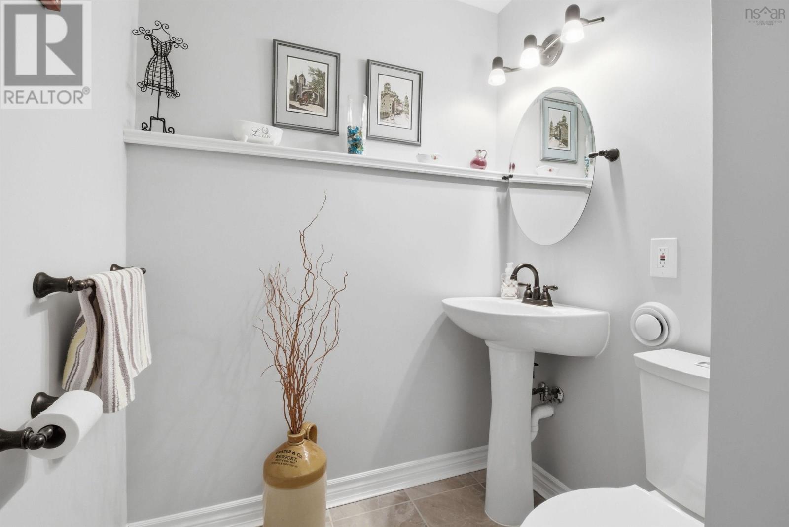 Property 28 of 41 of 9 Amberwood Court