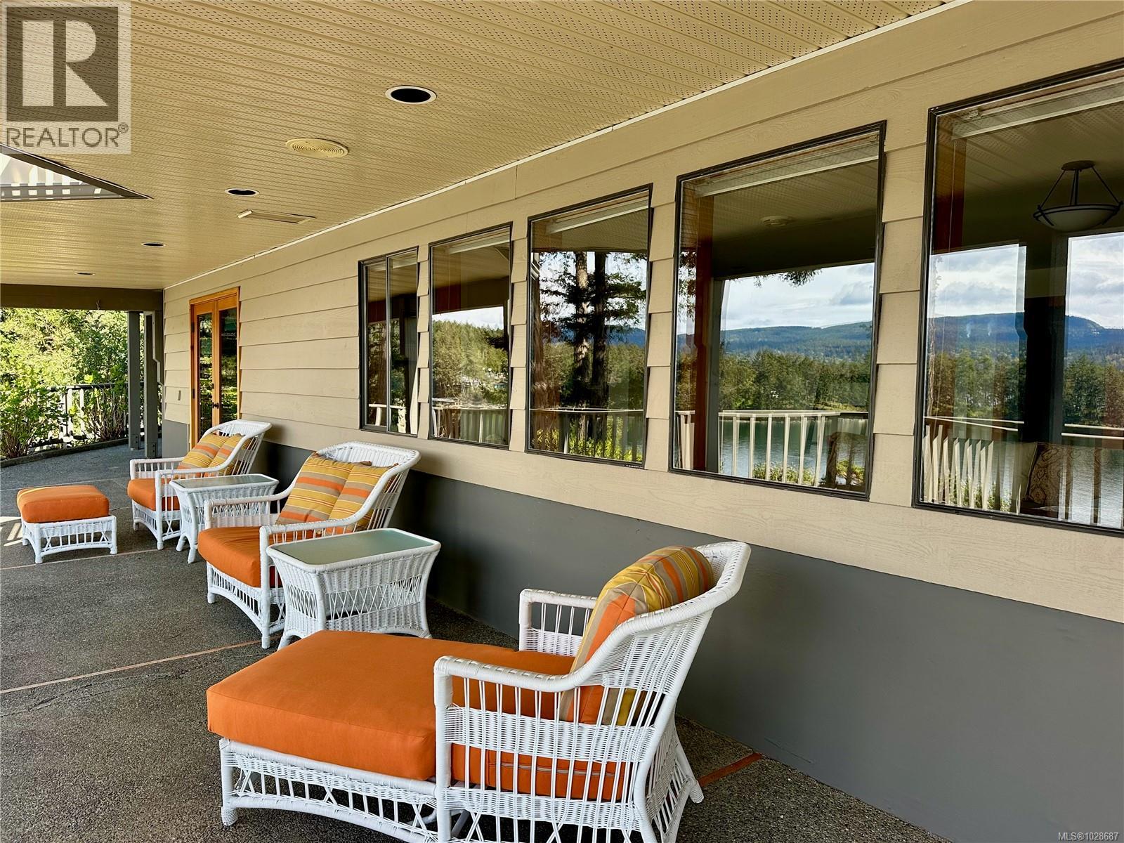 220 Scott Point Dr - 48
