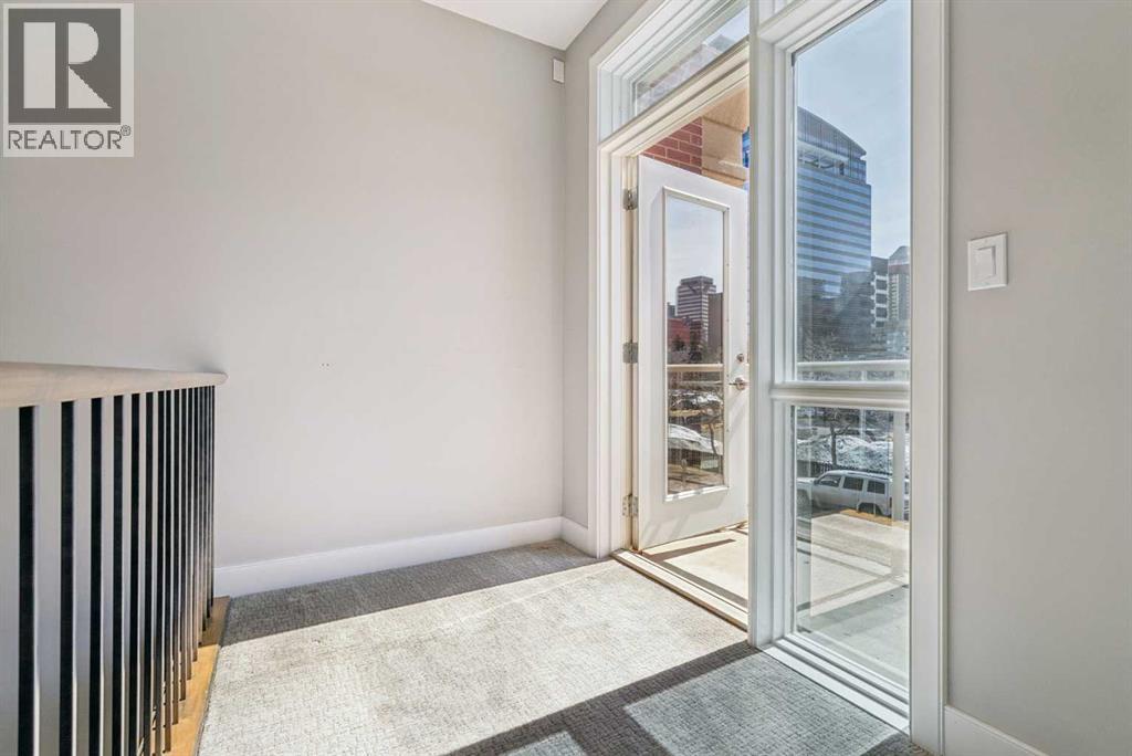 103, 660 Eau Claire Avenue SW, Calgary, Alberta