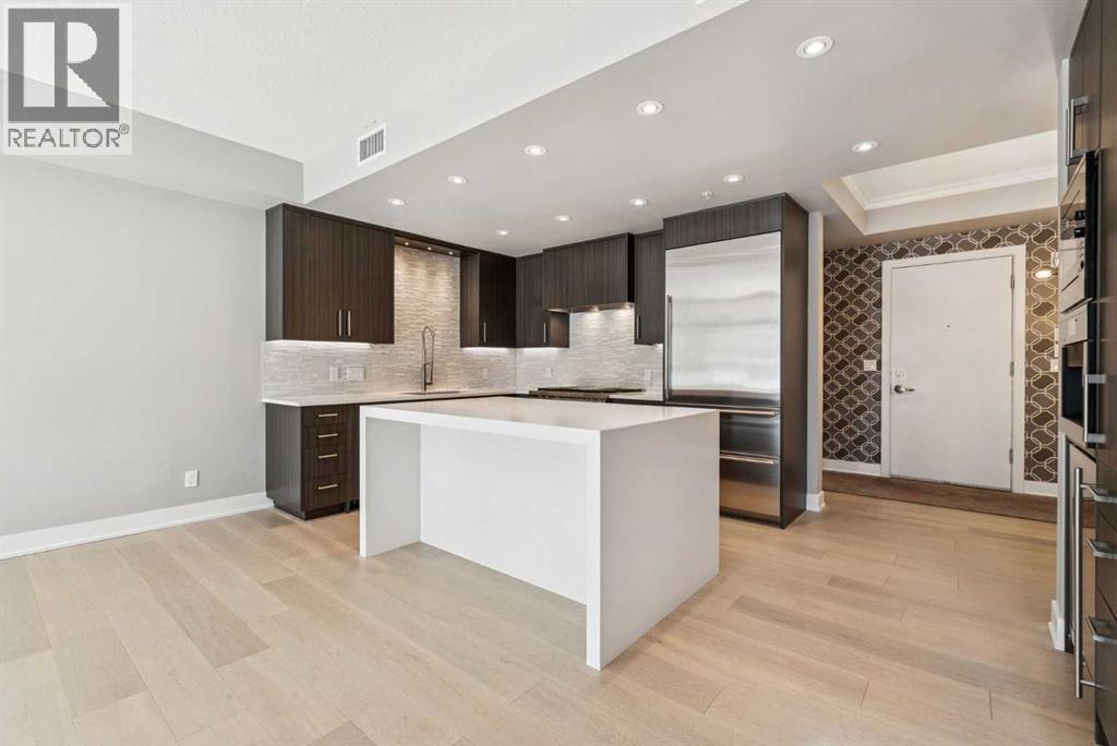 Single Family House Multi-level for Sale in   Eau Claire Avenue SW Eau Claire Calgary 