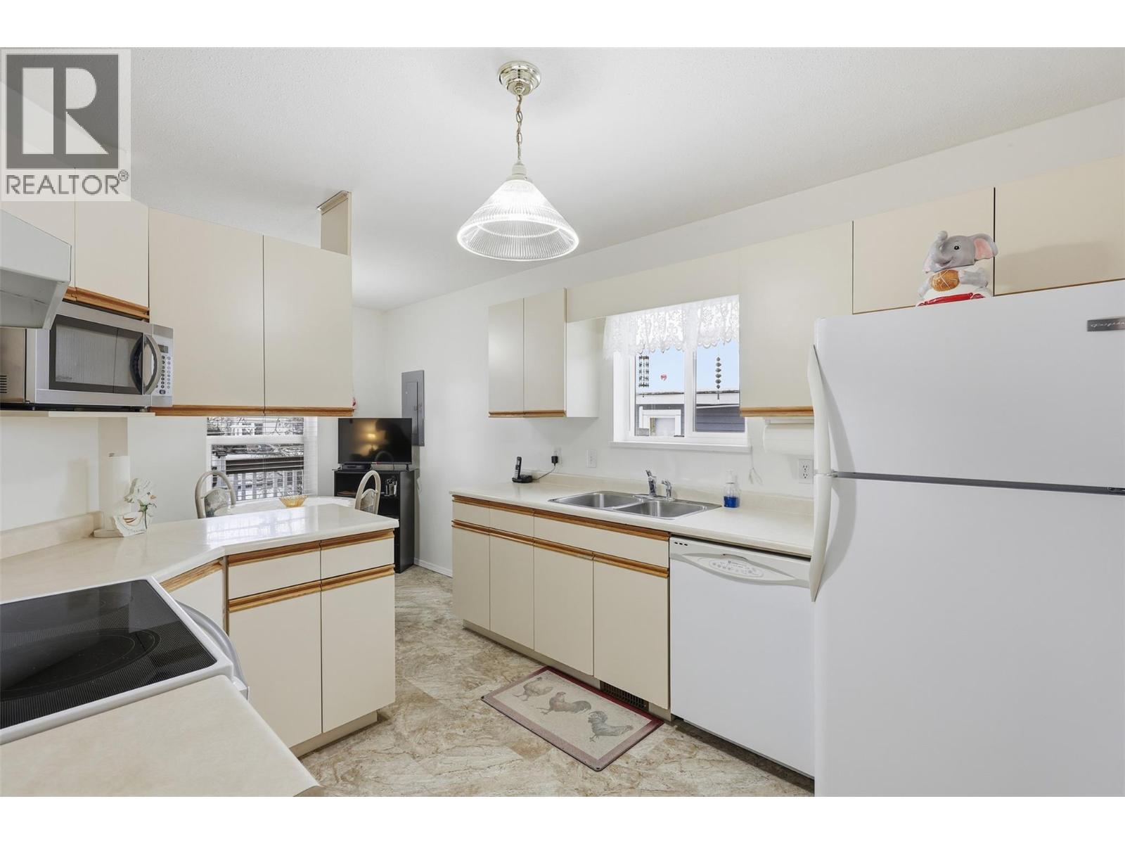 1544 CANFORD AVENUE - 14