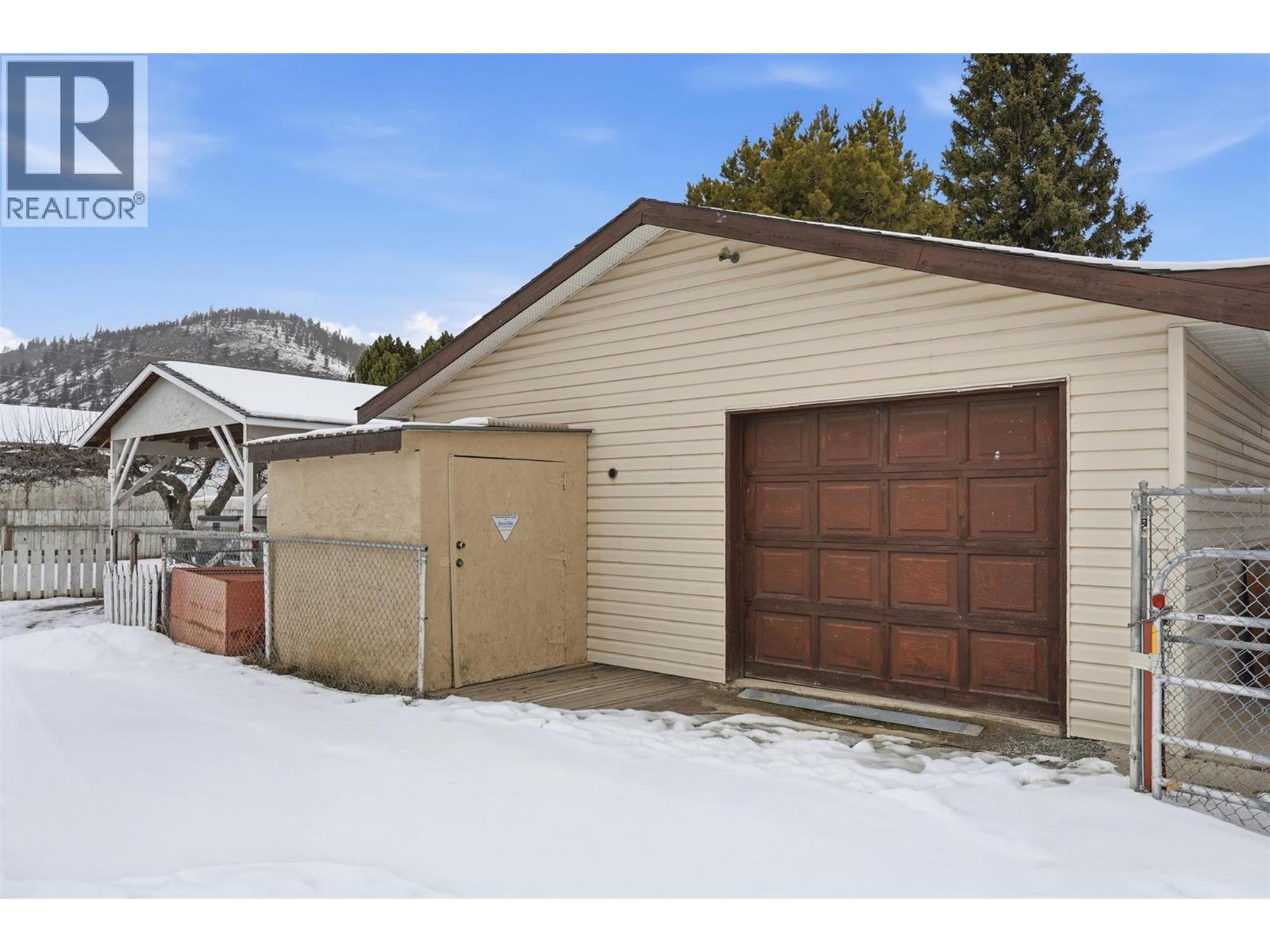 1544 CANFORD AVENUE - 30