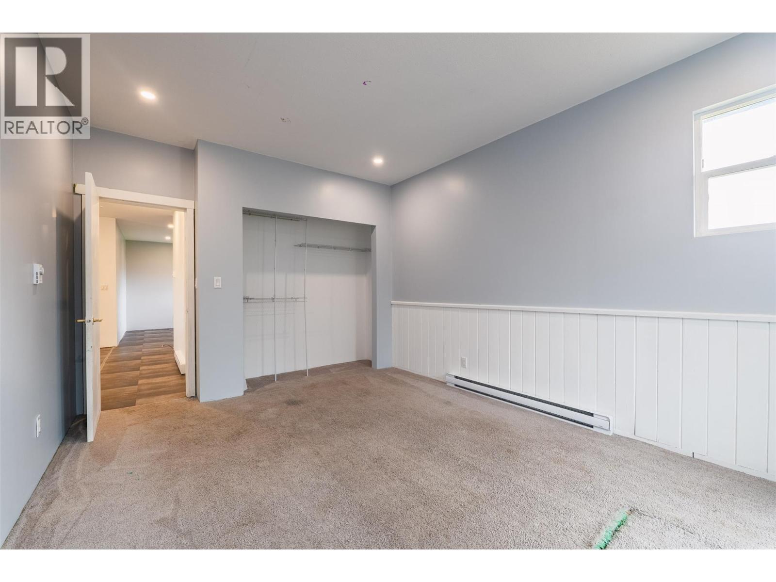 3118 SLOCAN PARK ROAD - 12