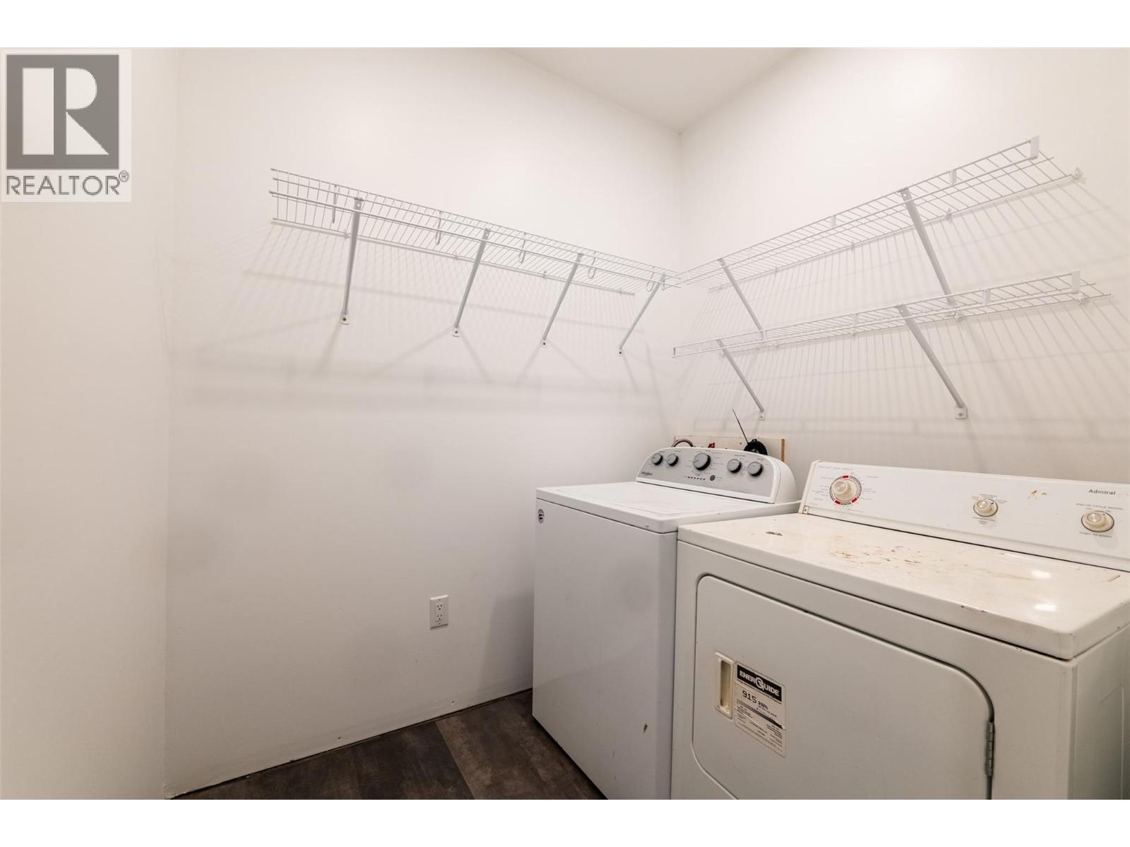 3118 SLOCAN PARK ROAD - 16