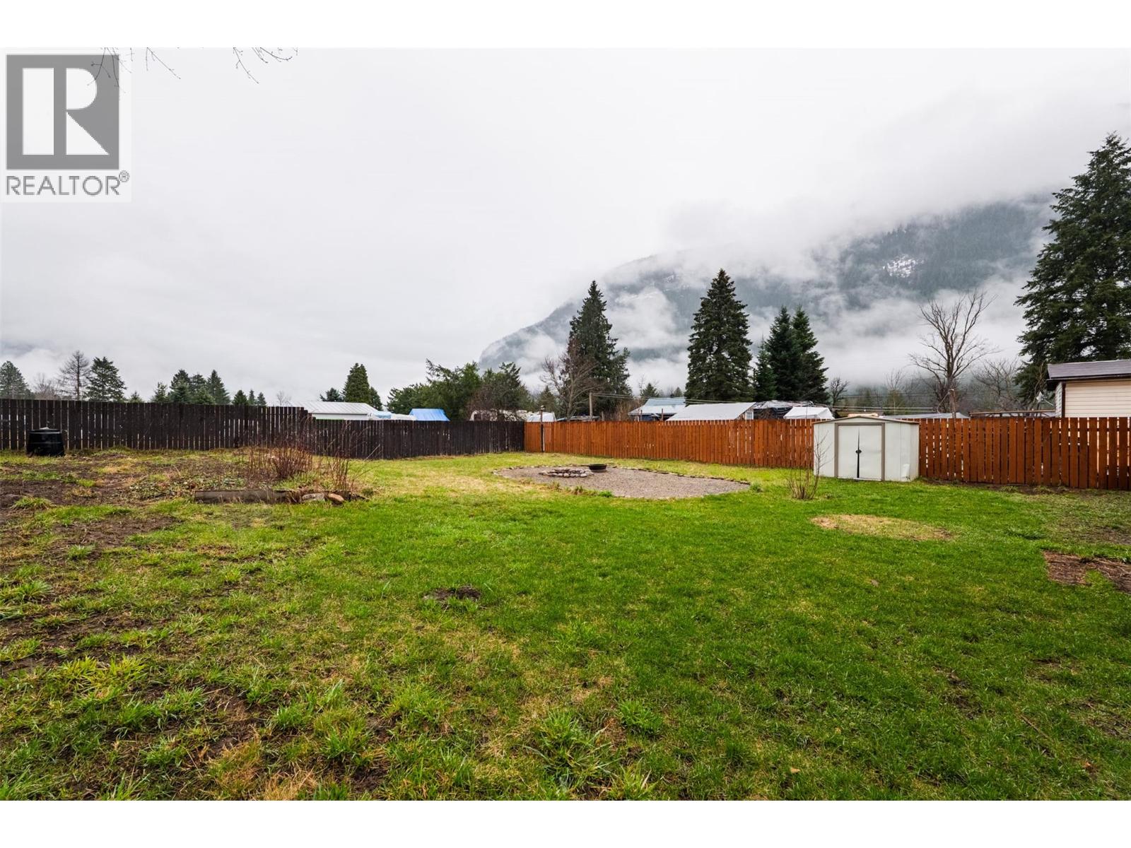 3118 SLOCAN PARK ROAD - 25