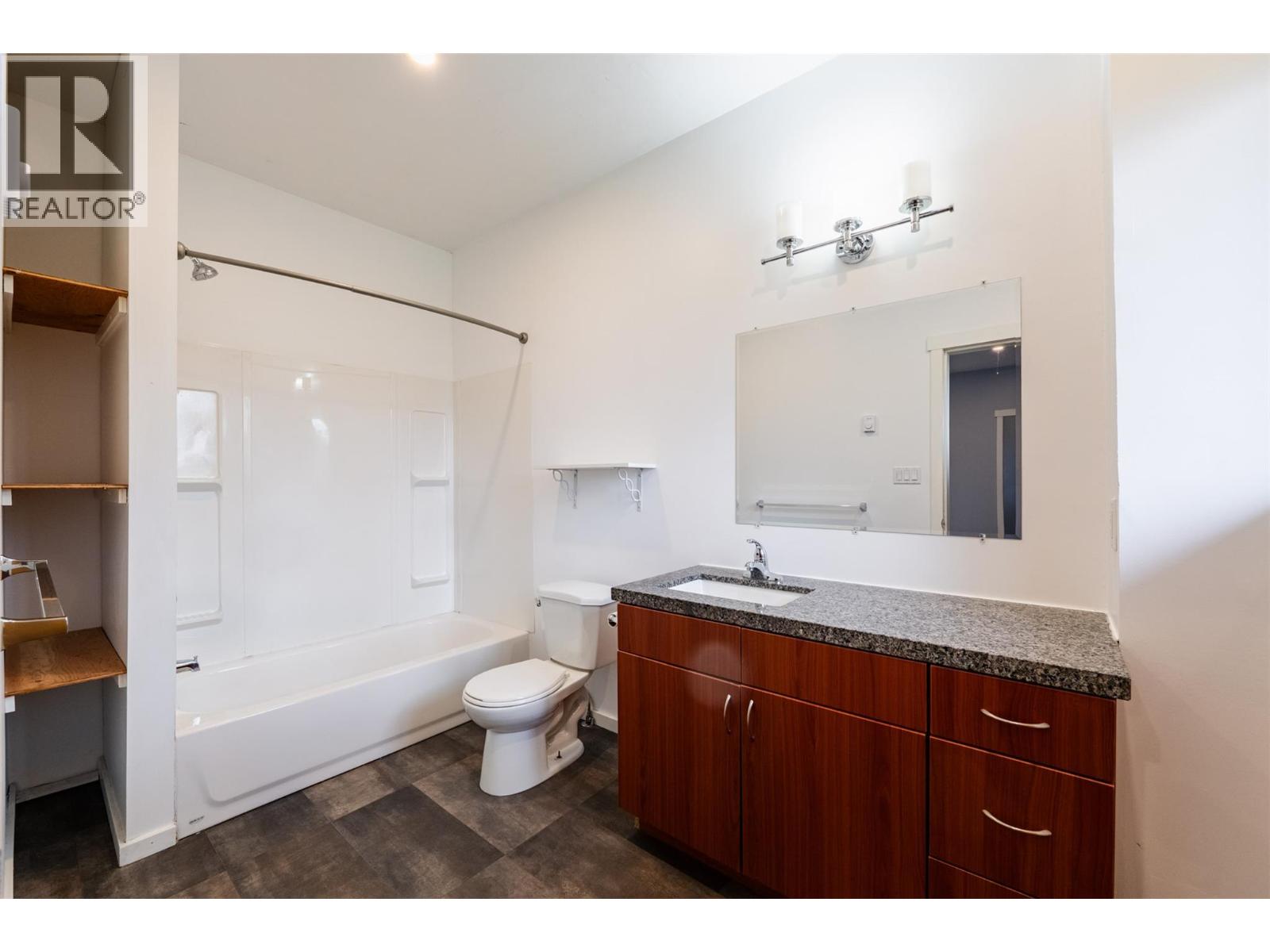 3118 Slocan Park Road - 7