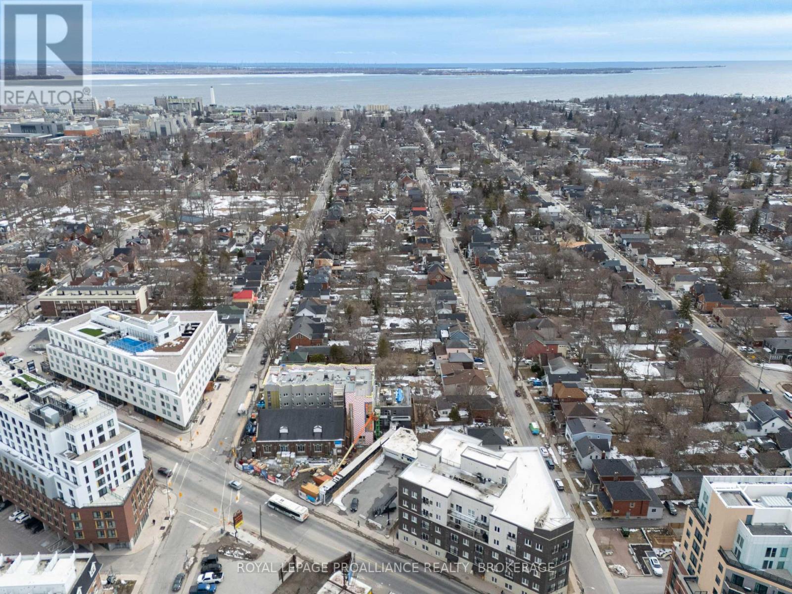 624 PRINCESS STREET - 2