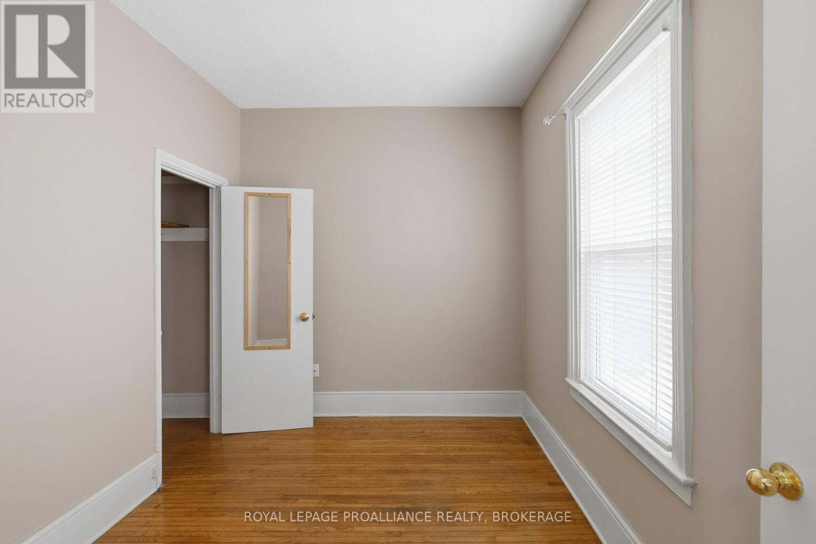 624 PRINCESS STREET - 21