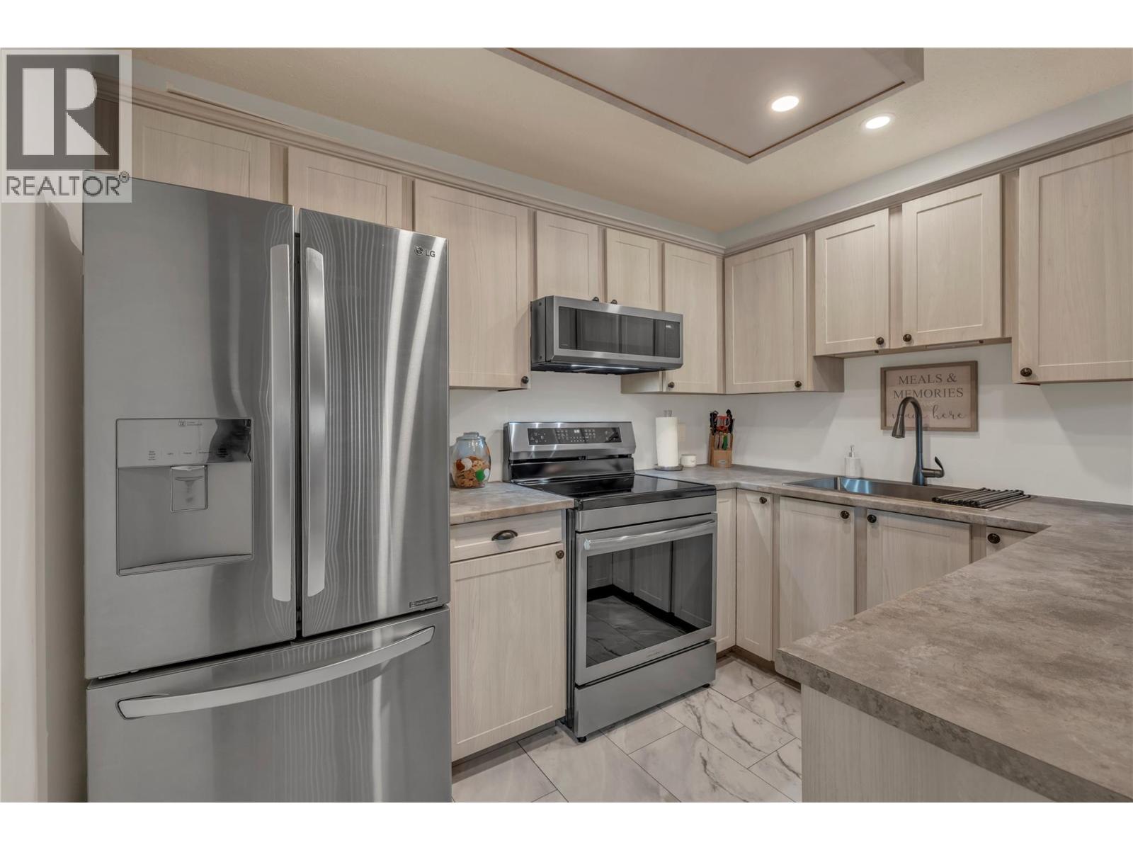 13213 Armstrong Avenue Unit# 10, Summerland