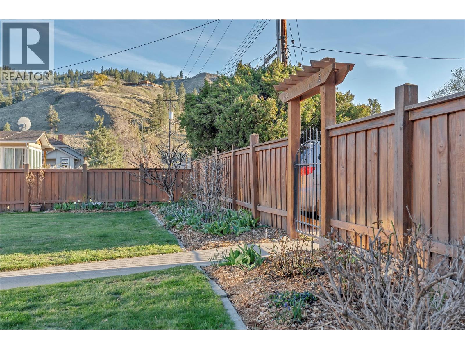 13213 Armstrong Avenue Unit# 10, Summerland