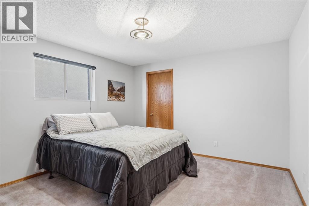 48 Headlands Close, Cochrane