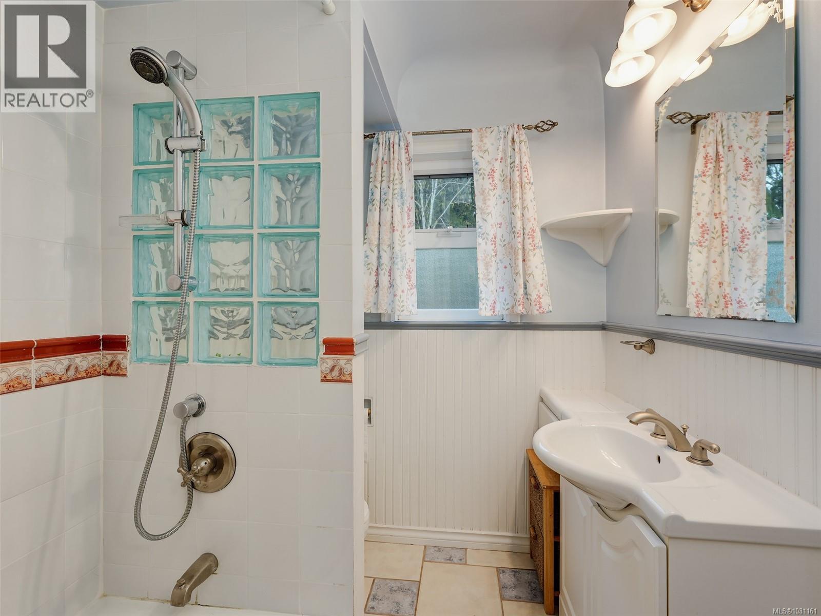  984 Brighton Crescent, Victoria