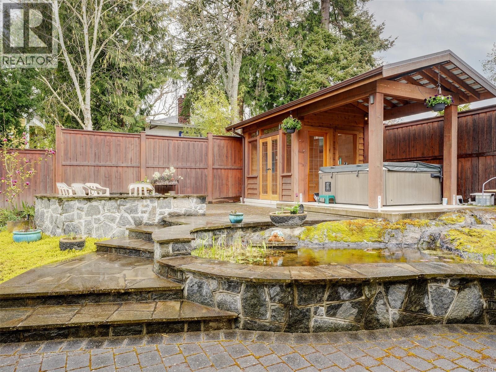  984 Brighton Crescent, Victoria