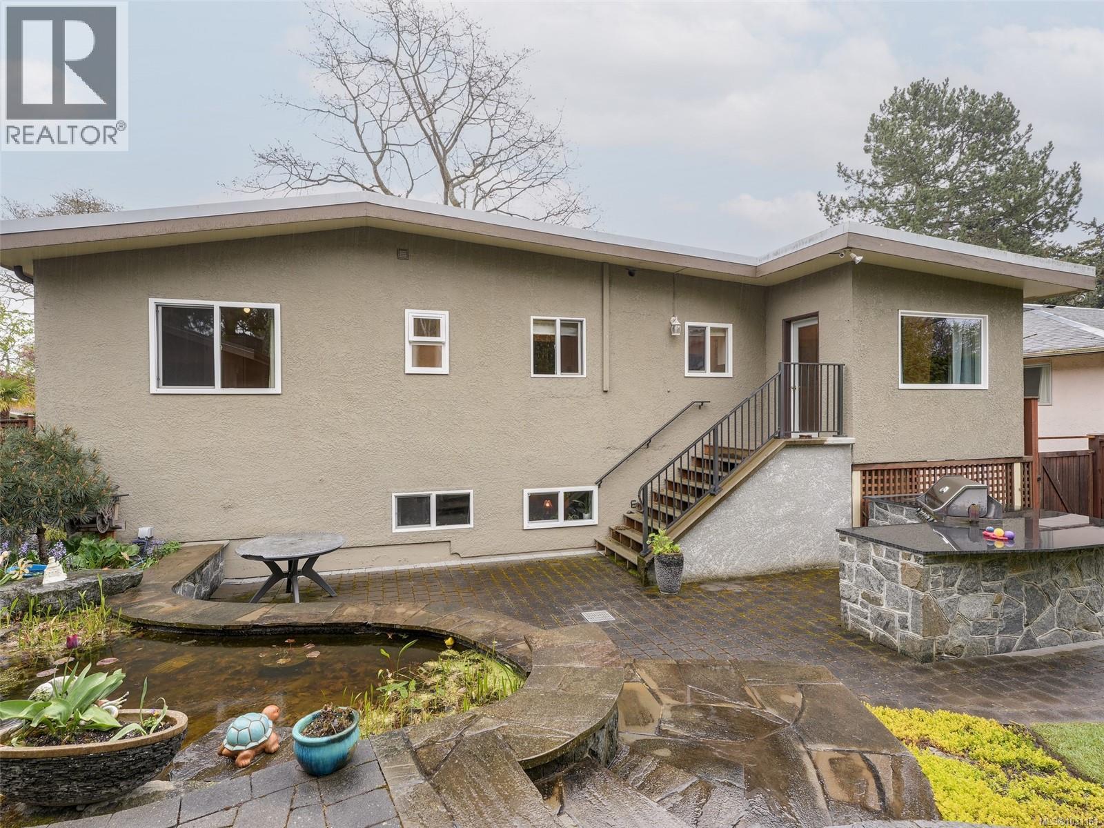  984 Brighton Crescent, Victoria