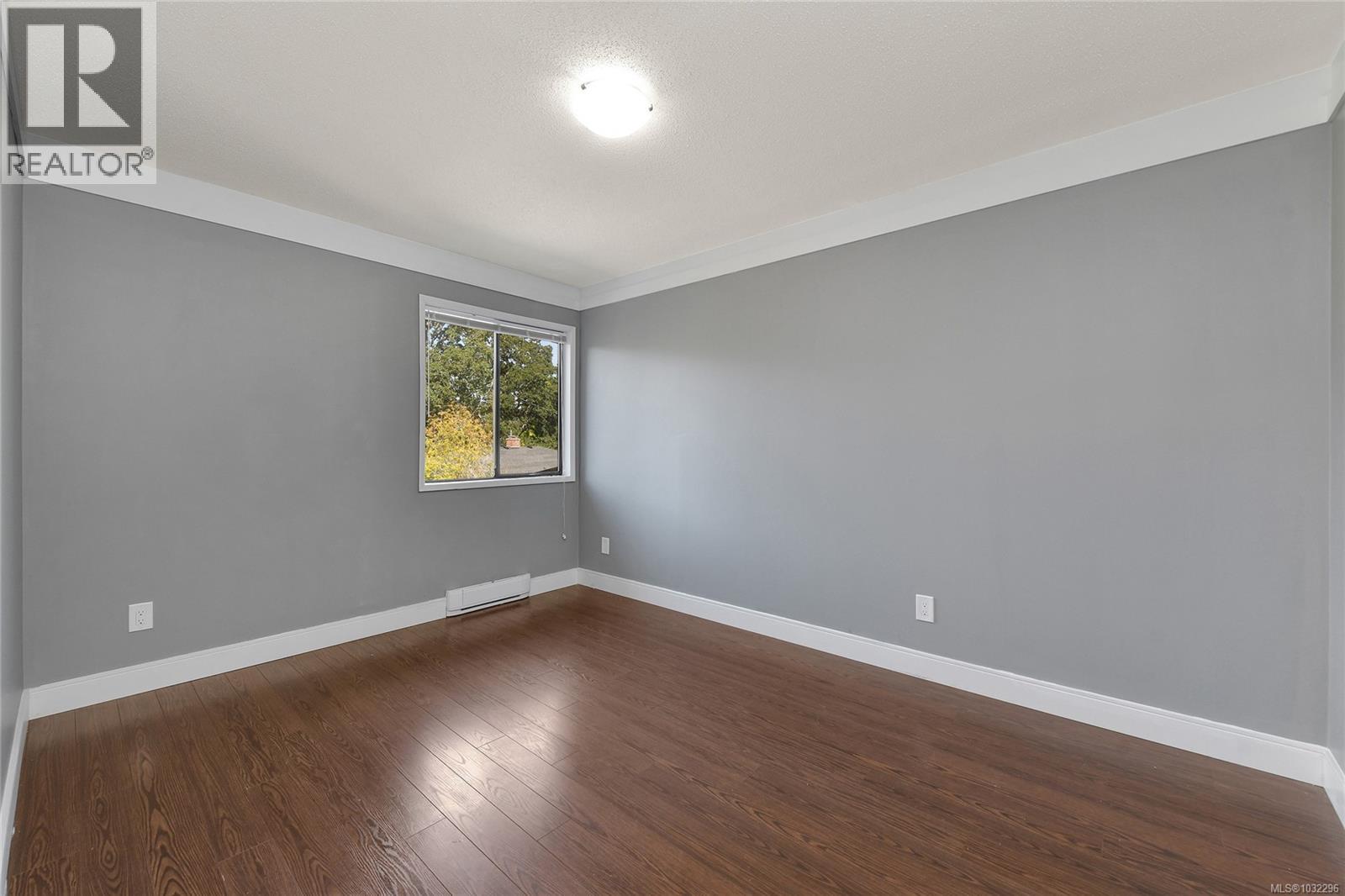 7037 WALLACE DR - 20