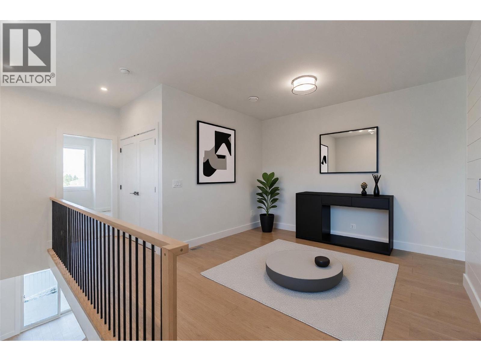  384 Chardonnay Avenue, Oliver