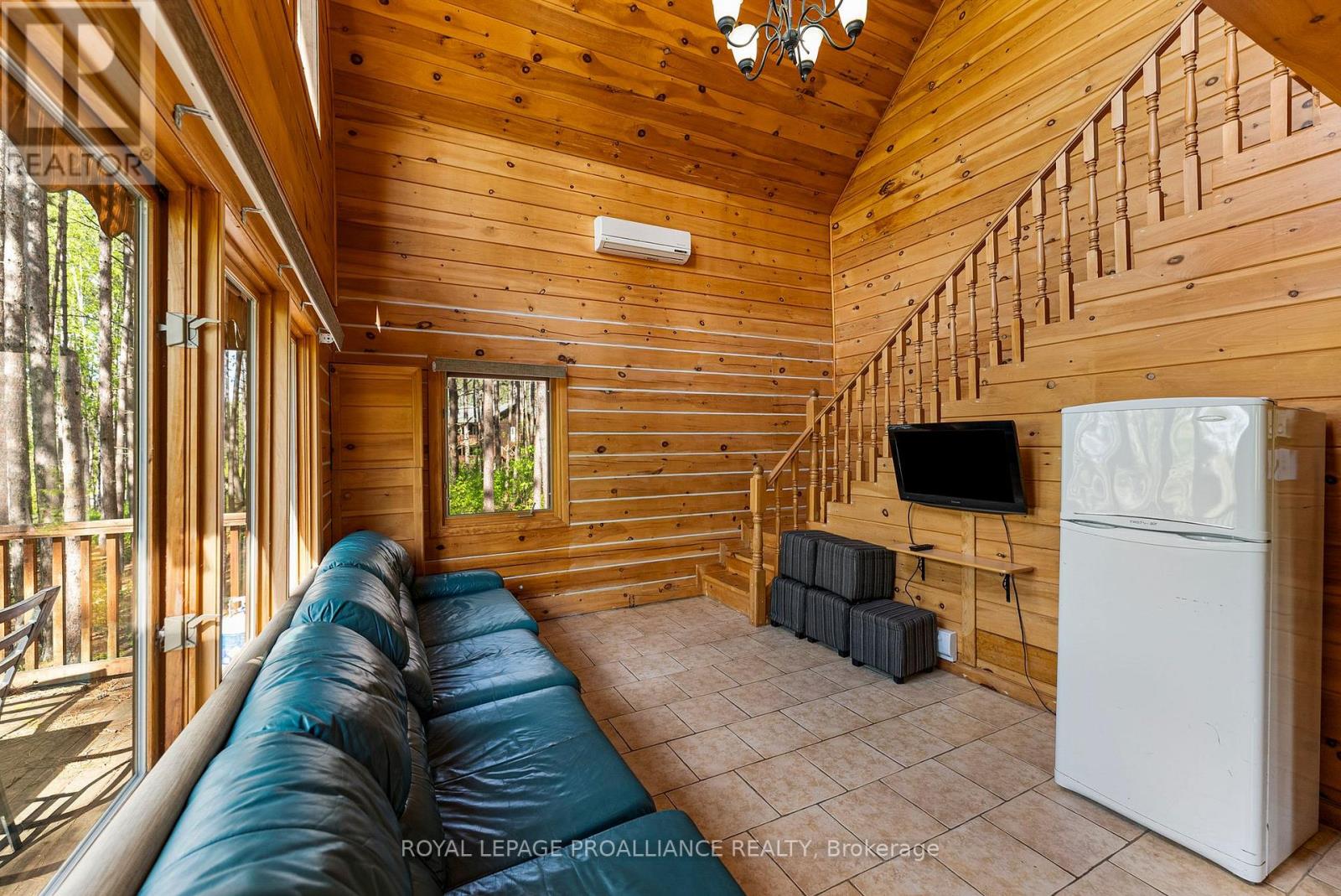 16 BEAVER CREEK LANE - 18