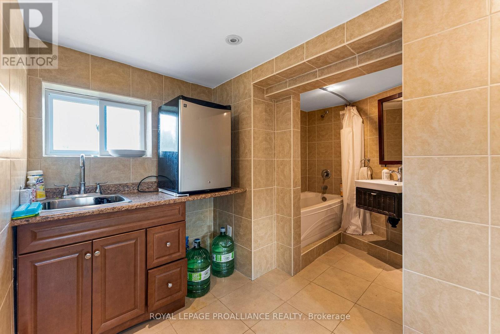 16 BEAVER CREEK LANE - 33