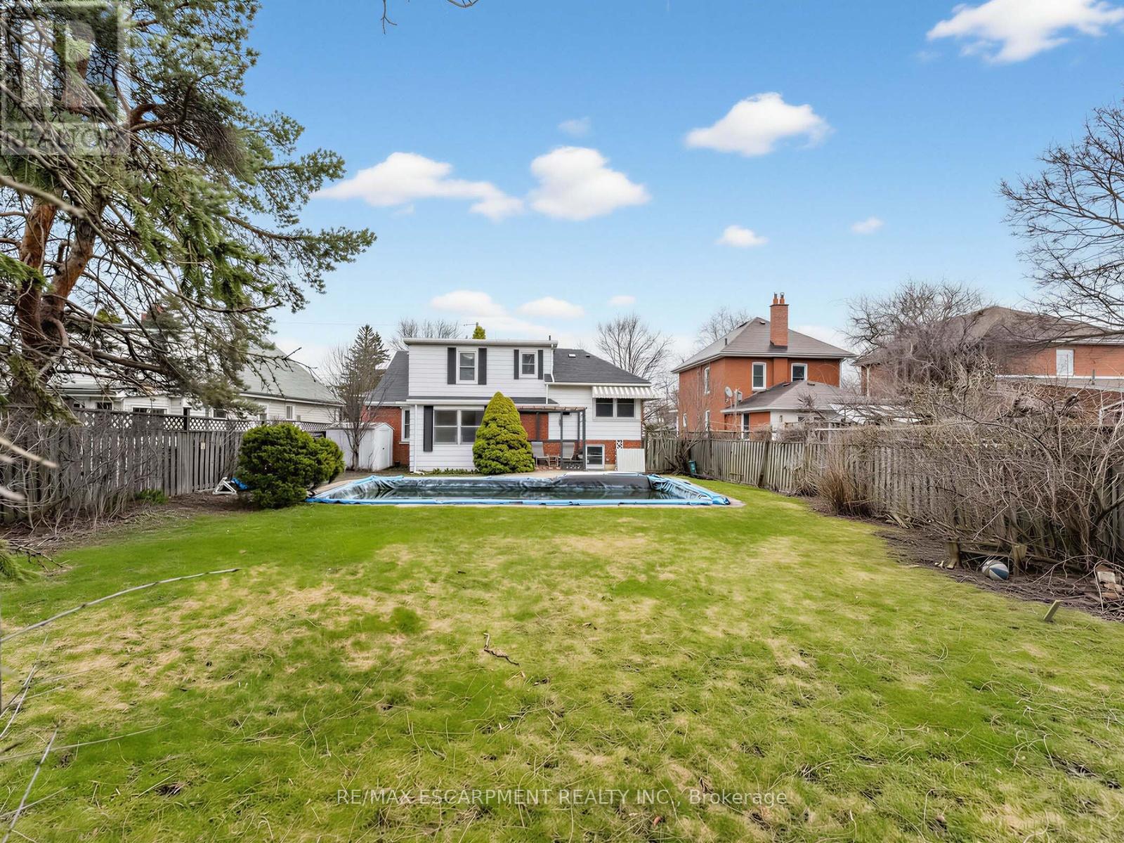 33 MILL STREET S - 31