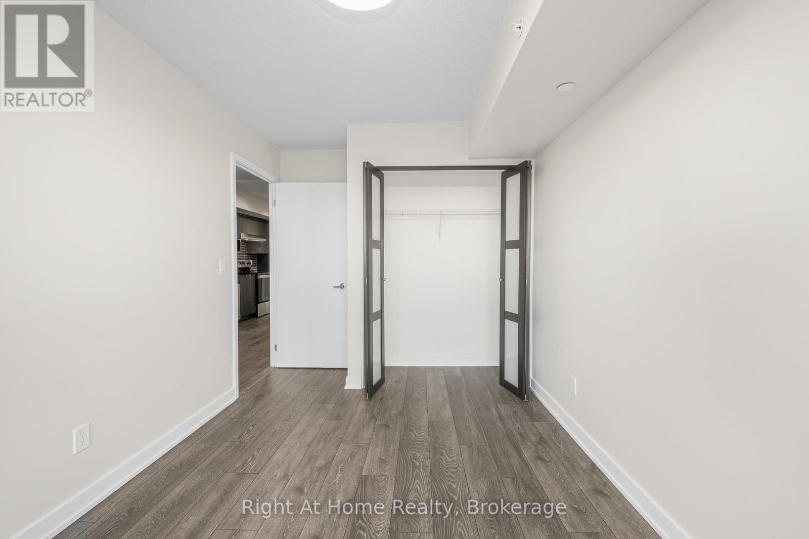 B426 - 1119 COOKE BOULEVARD — photo 26