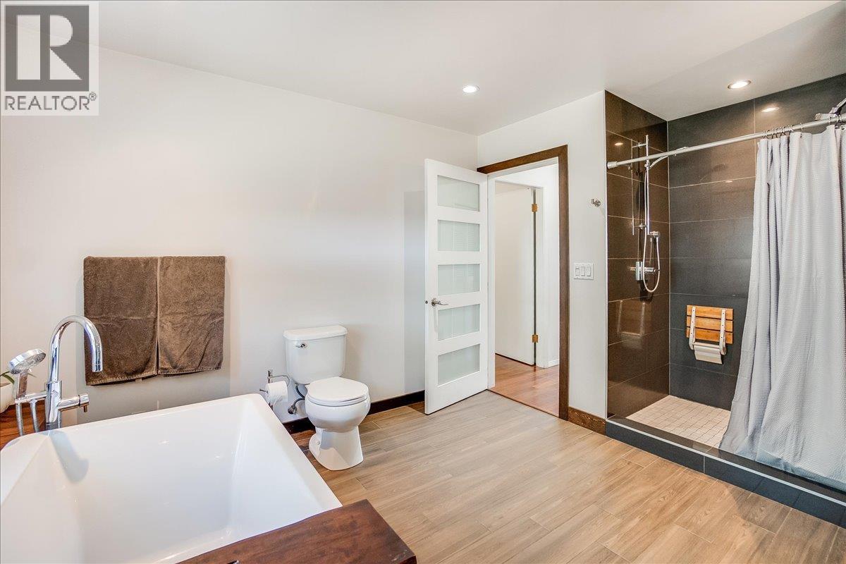 3710 LADYBIRD ROAD - 29