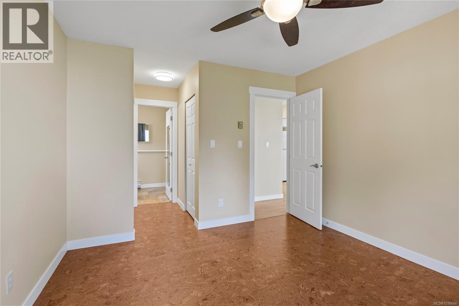 #23 2465 Oriole Dr - 21