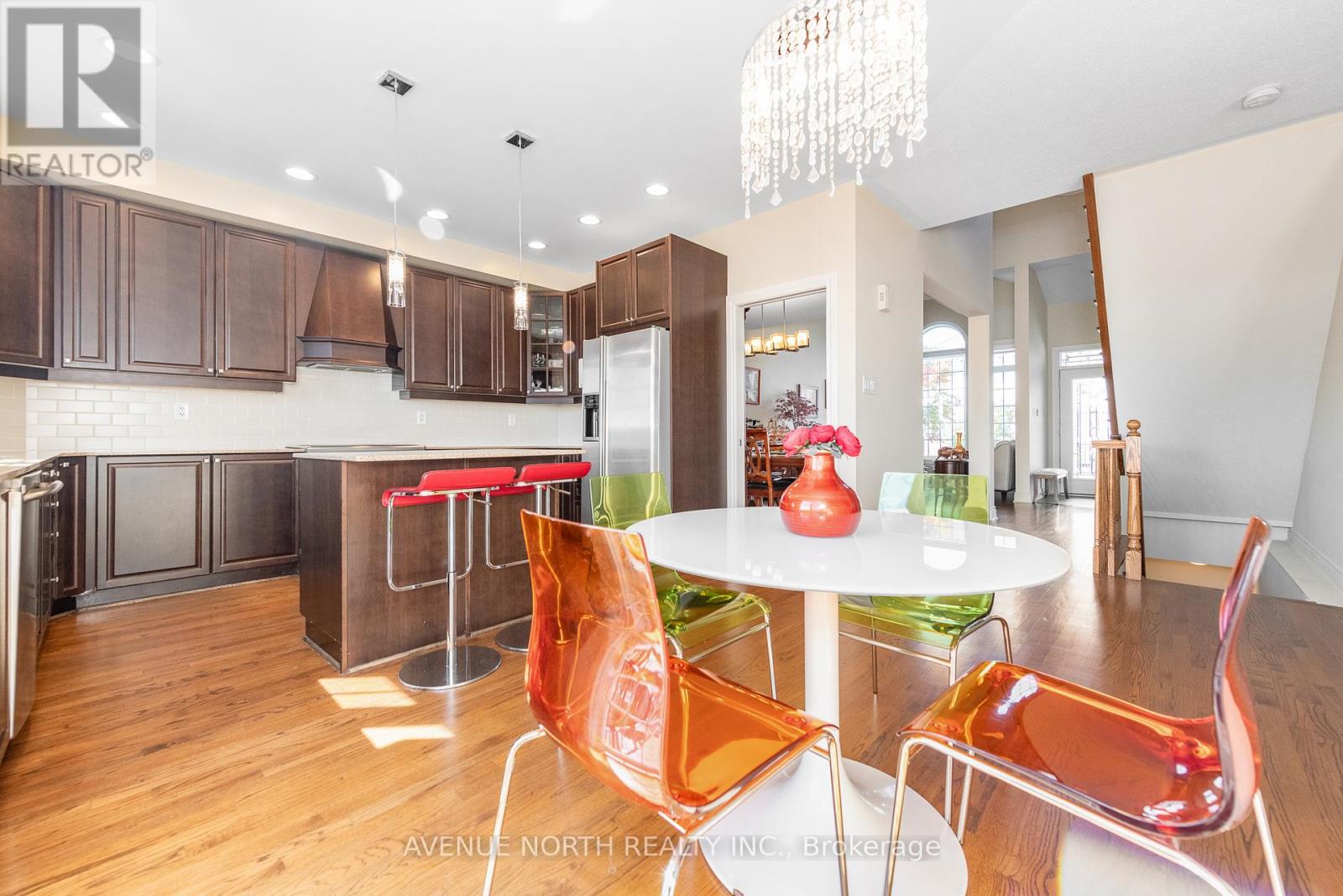 184 FELICITY CRESCENT - 17