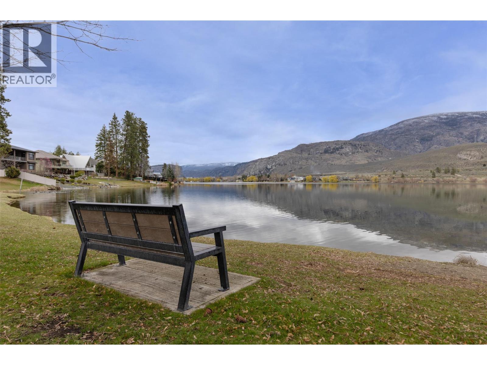 397 Chardonnay Avenue, Oliver