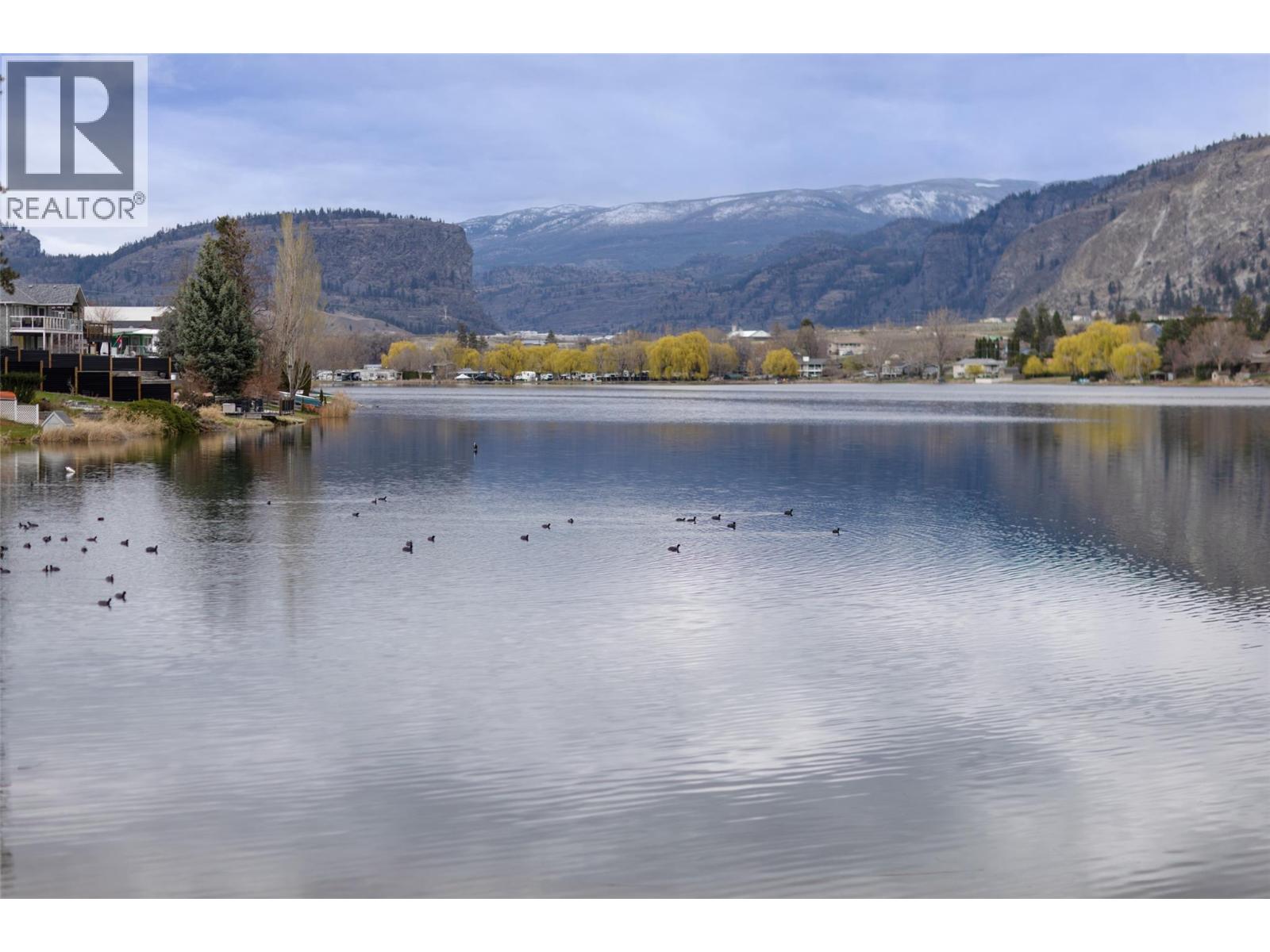 397 Chardonnay Avenue, Oliver