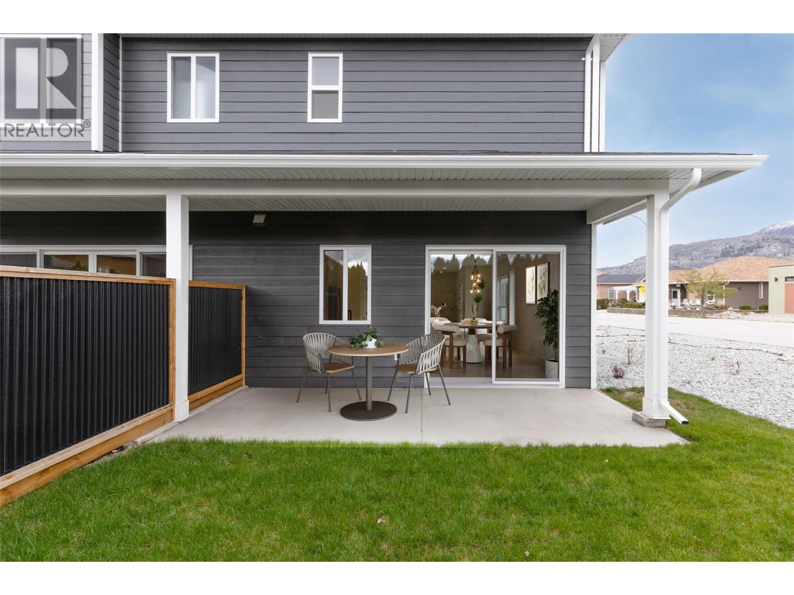 397 Chardonnay Avenue, Oliver