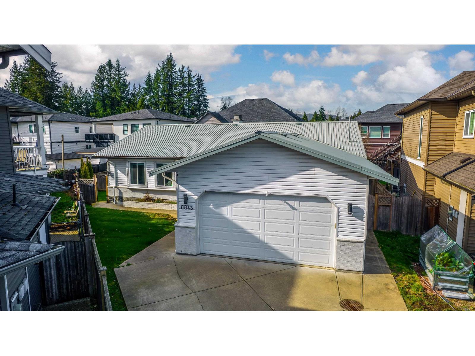 8843 WOOLER TERRACE