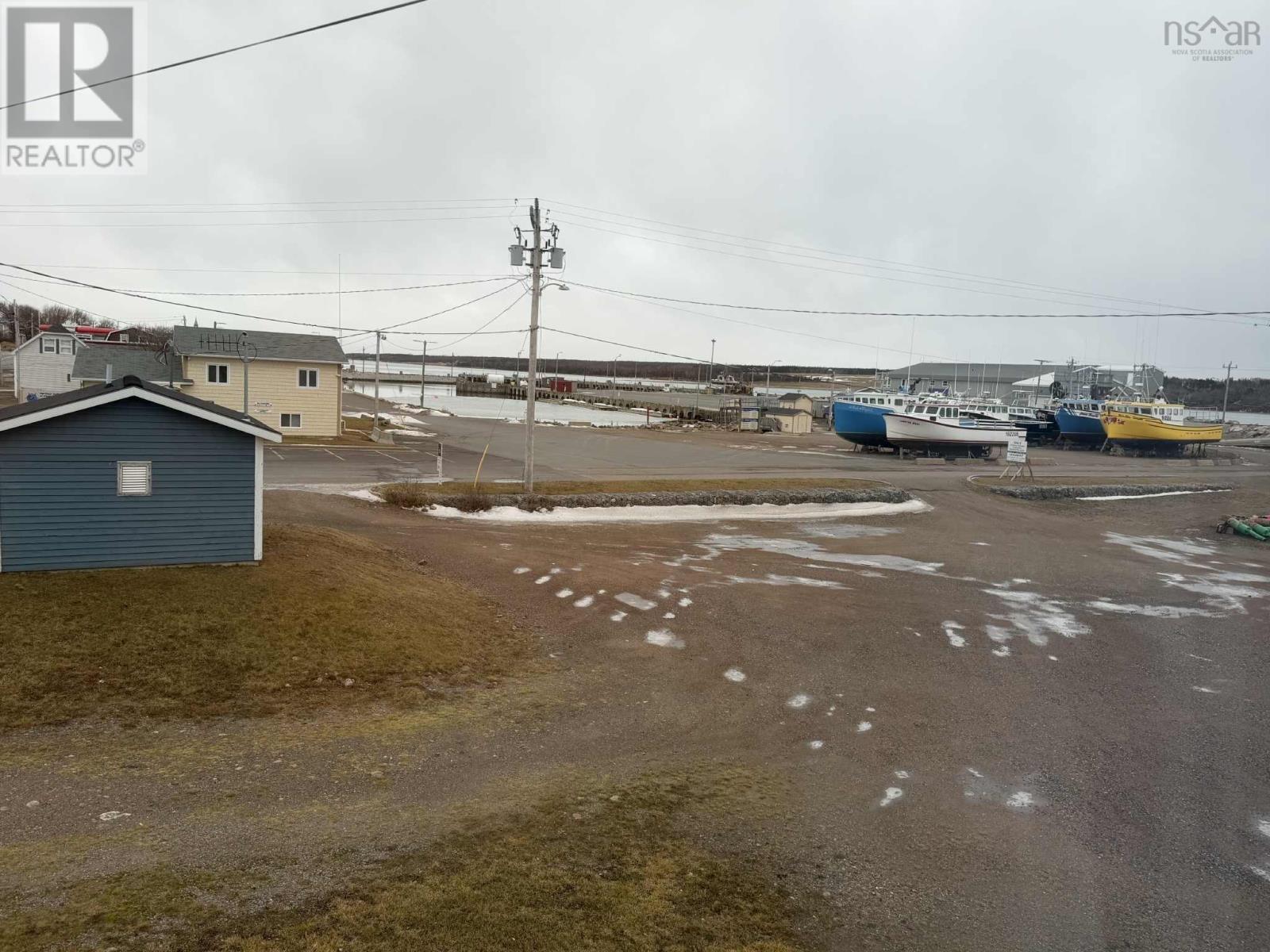 Property 26 of 30 of 15479 Cabot Trail