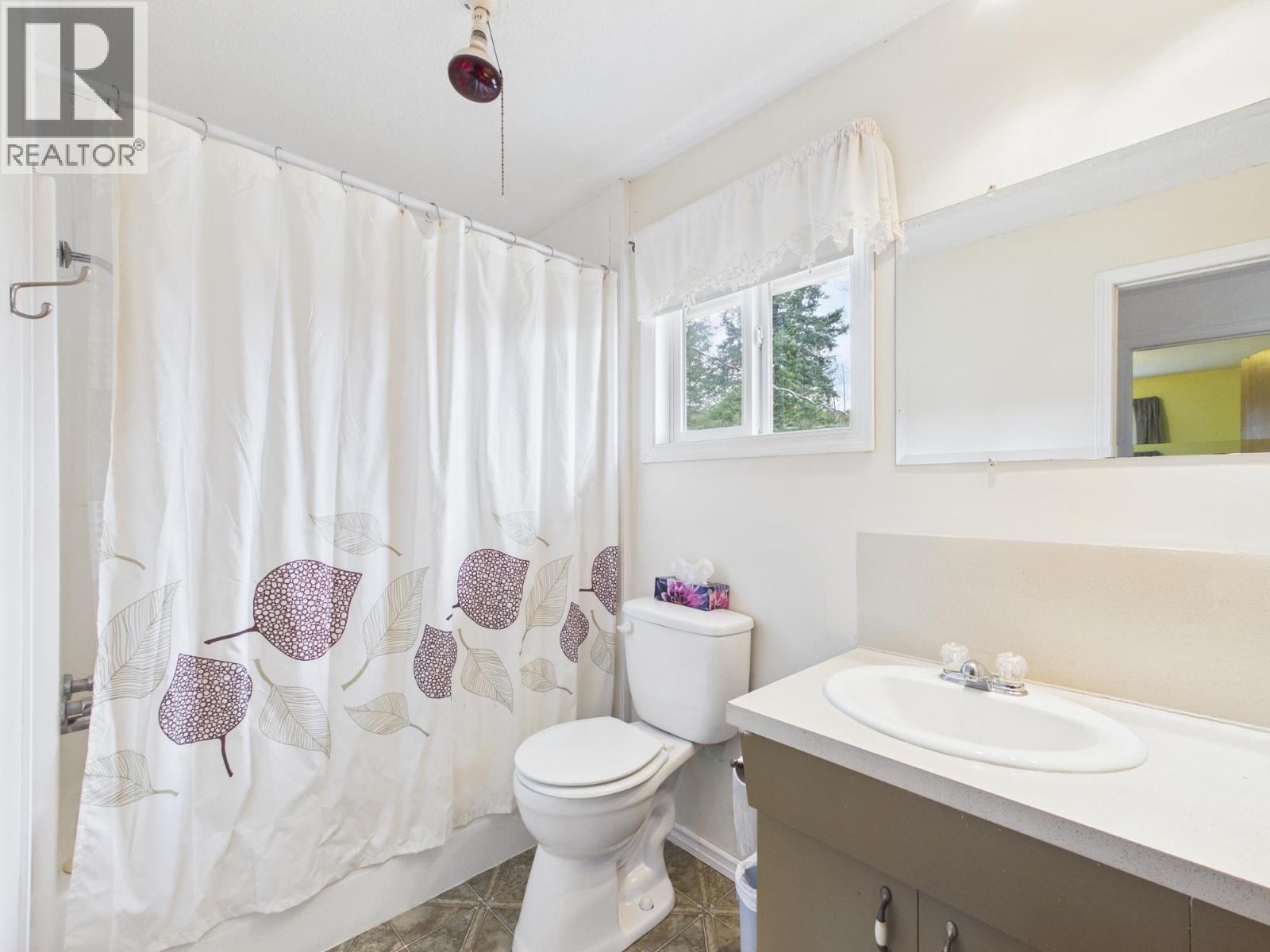 1115 DENNY ROAD - 16