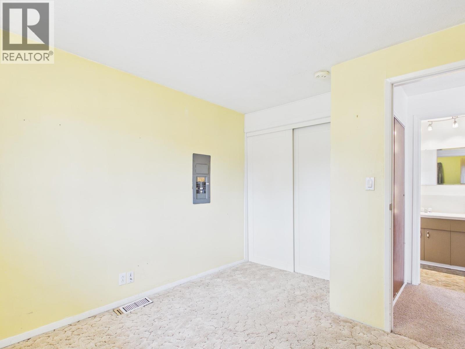 1115 DENNY ROAD - 15