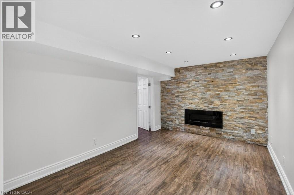 299 BRITANNIA Avenue - 31